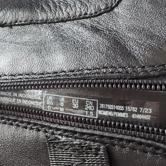 Clarks boots - Picture 7 of 7